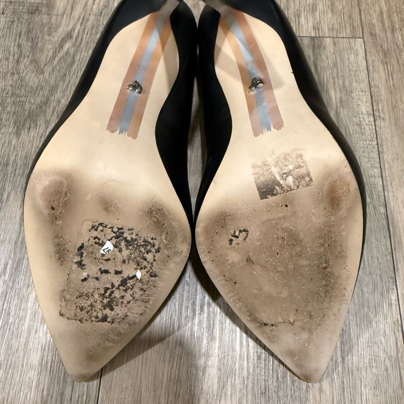 Elegant Black Stiletto Heels - Picture 6 of 6